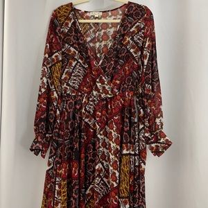 Maxi flowy dress with breathable fabric. Size S